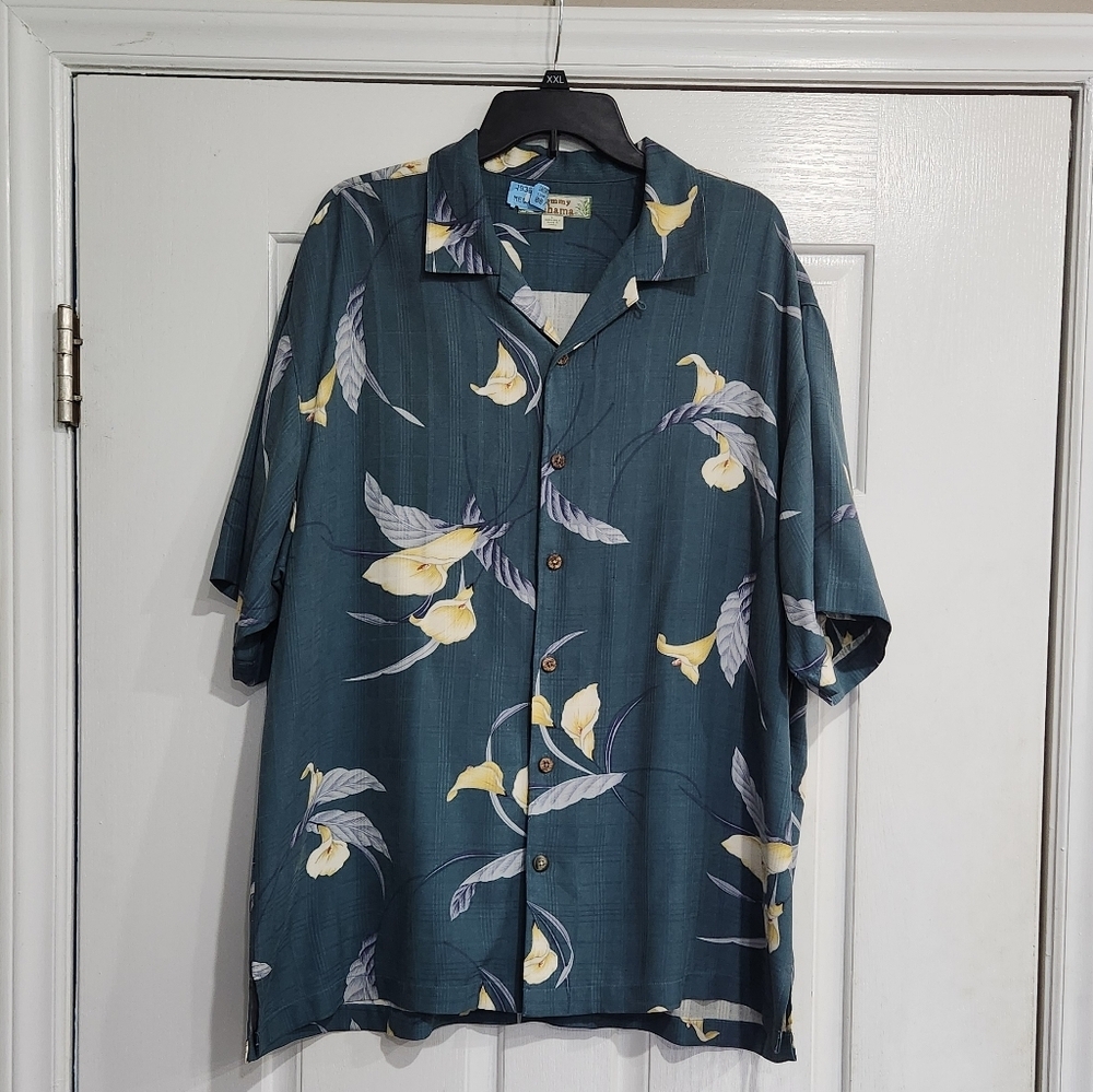Tommy Bahama 100% Silk Hawaiian Shirt Size Large